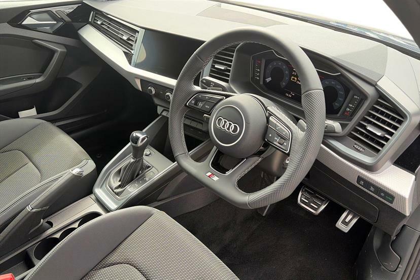Audi A1 35 Tfsi Black Edition S Tronic Blue #6