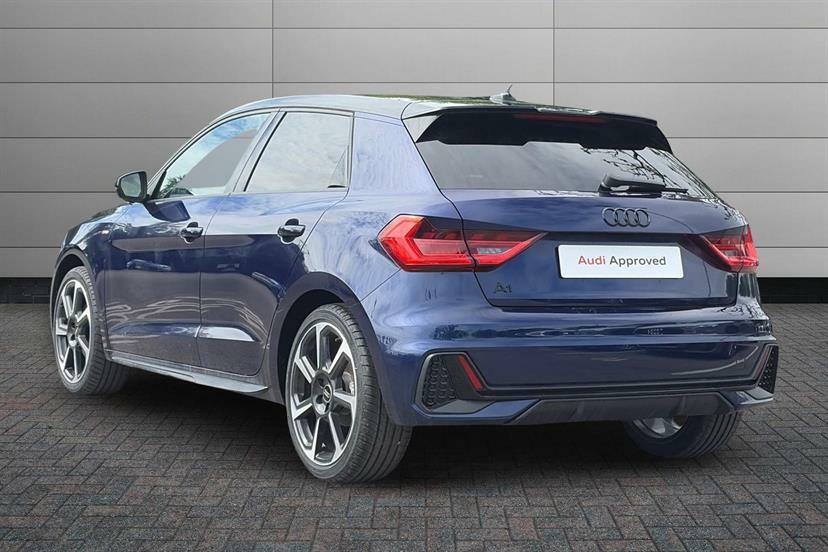 Audi A1 35 Tfsi Black Edition S Tronic Blue #3