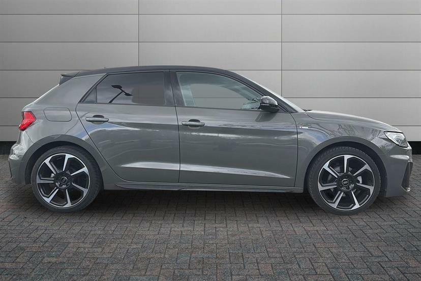 Audi A1 35 Tfsi Black Edition S Tronic Grey #4