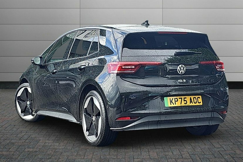 Volkswagen ID.3 Pro S 79Kwh Match Hatchback 204 KP75AOC Black #3
