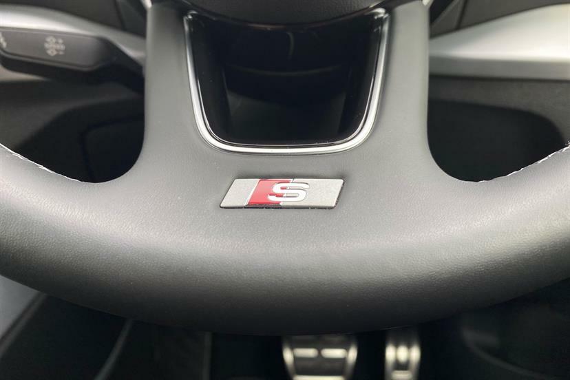Audi Q2 35 Tfsi S Line Tech Black #23