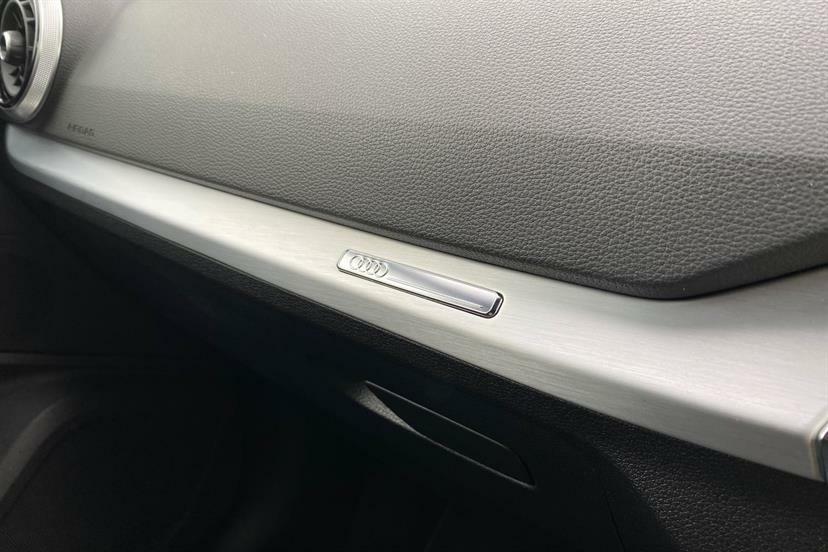 Audi Q2 35 Tfsi S Line Tech Black #33