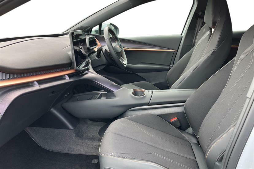 Cupra Tavascan 210Kw V1 77Kwh White #2