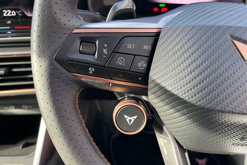 Cupra Leon 1.5 Etsi 150 V3 Dsg Black #34