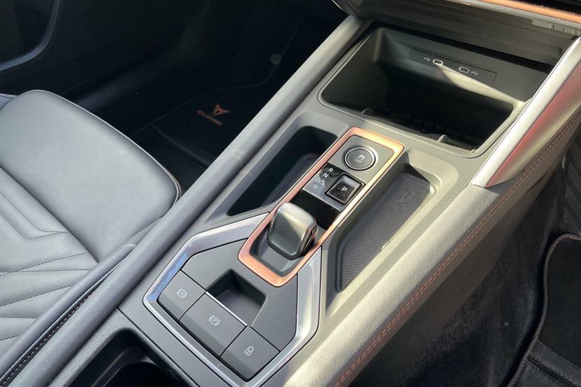 Cupra Leon 1.5 Etsi 150 V3 Dsg Black #7
