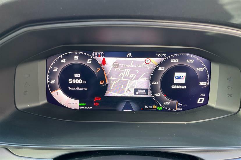 Cupra Leon 1.5 Etsi 150 V3 Dsg Black #31