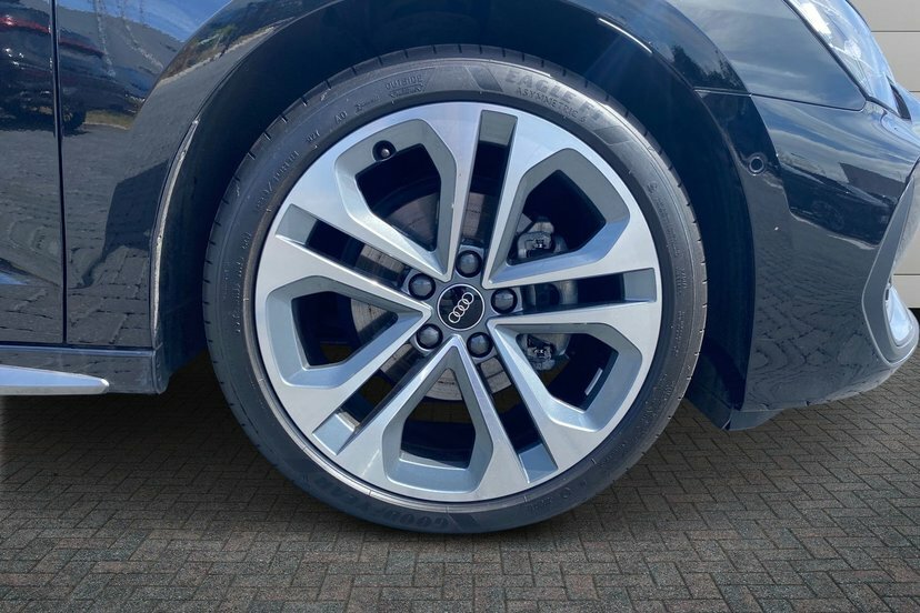 Audi A3 1.5 Tfsi S Line Sportback S Tronic 150 KU75ZVG Black #5