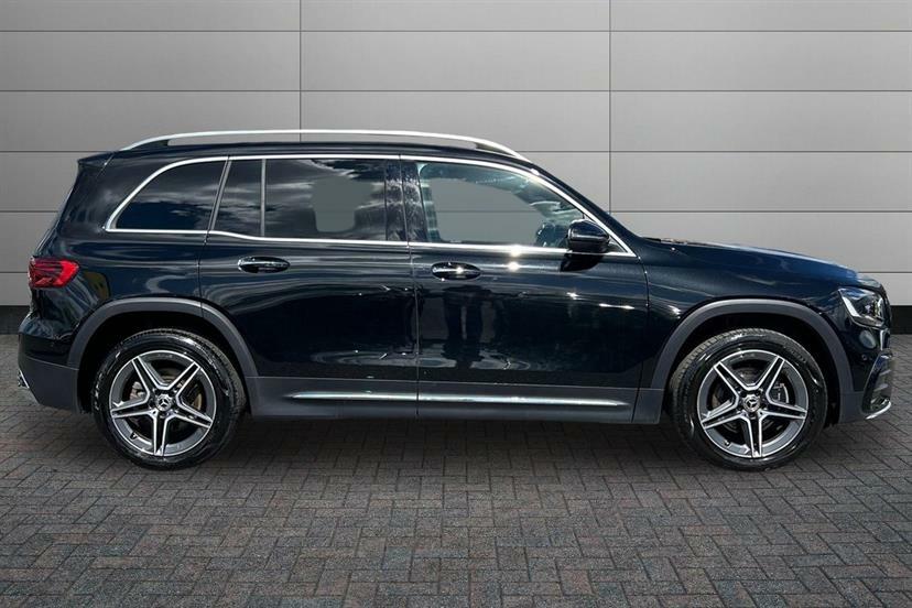 Mercedes-Benz GLB Class 200 Amg Line Executive 7G-tronic Black #3