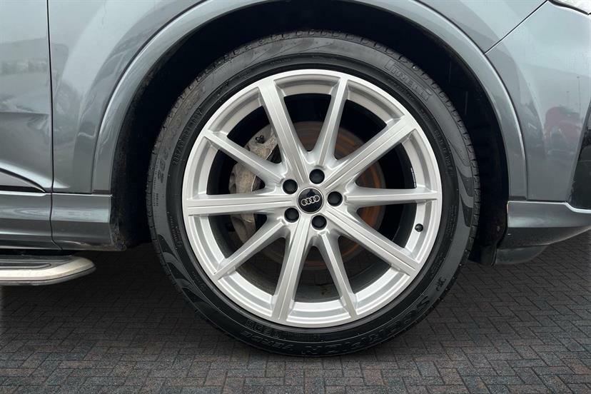 Audi Q7 50 Tdi Quattro Black Edition Tiptronic Grey #4