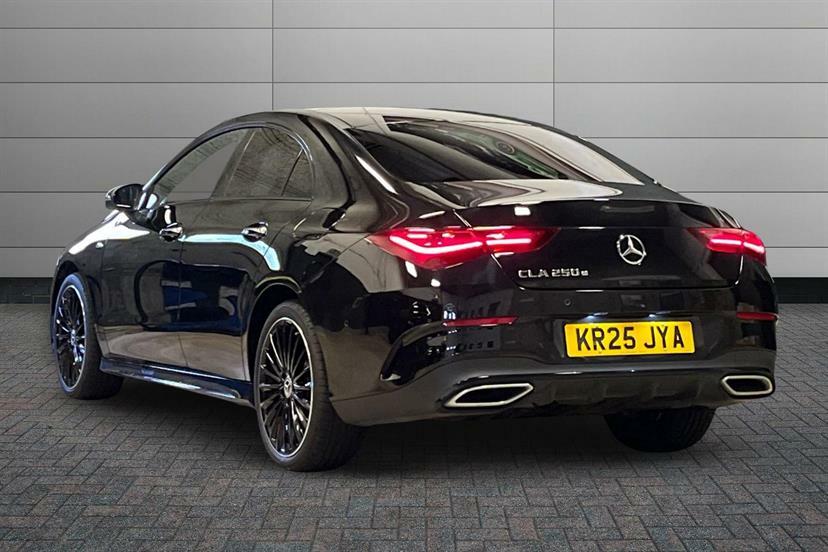 Mercedes-Benz CLA Class 250E Amg Line Premium Plus Tip Black #2
