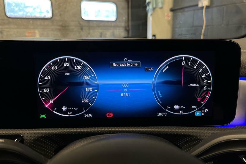 Mercedes-Benz CLA Class 250E Amg Line Premium Plus Tip Black #5
