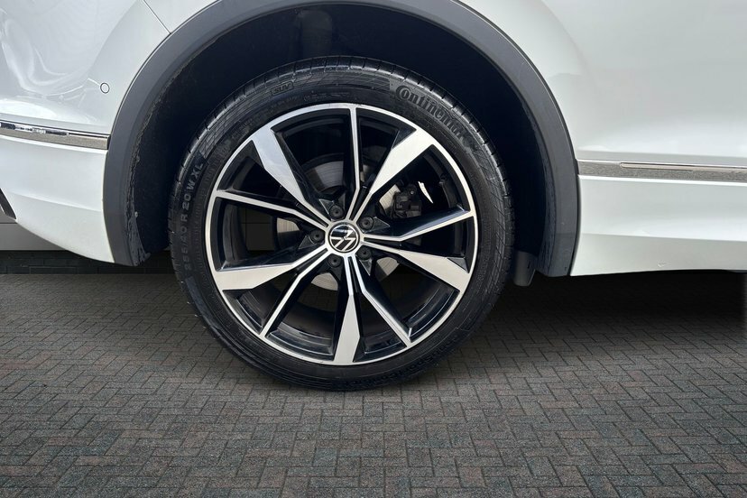 Volkswagen Tiguan 2.0 Tdi R-line Suv Dsg 150 Ps VK72PZP White #5