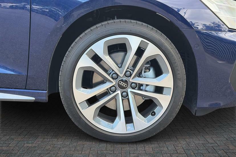 Audi A3 1.5 Tfsi E 204 S Line S Tronic Blue #4