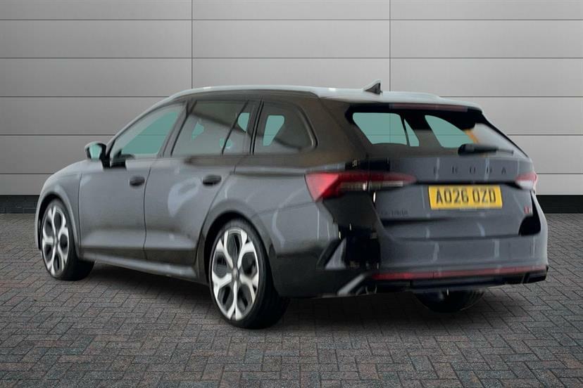 Skoda Octavia 2.0 Tsi Vrs Dsg Black #2