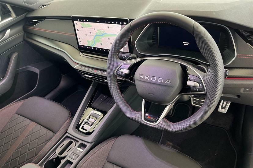 Skoda Octavia 2.0 Tsi Vrs Dsg Black #4