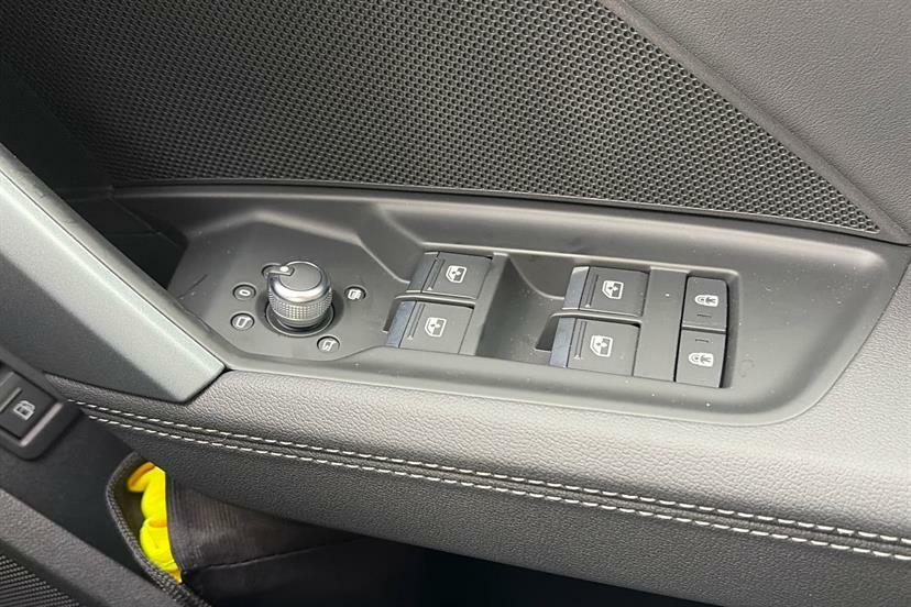 Audi A3 1.5 Tfsi E 204 Black Ed S Tronic Tech Pack Black #21