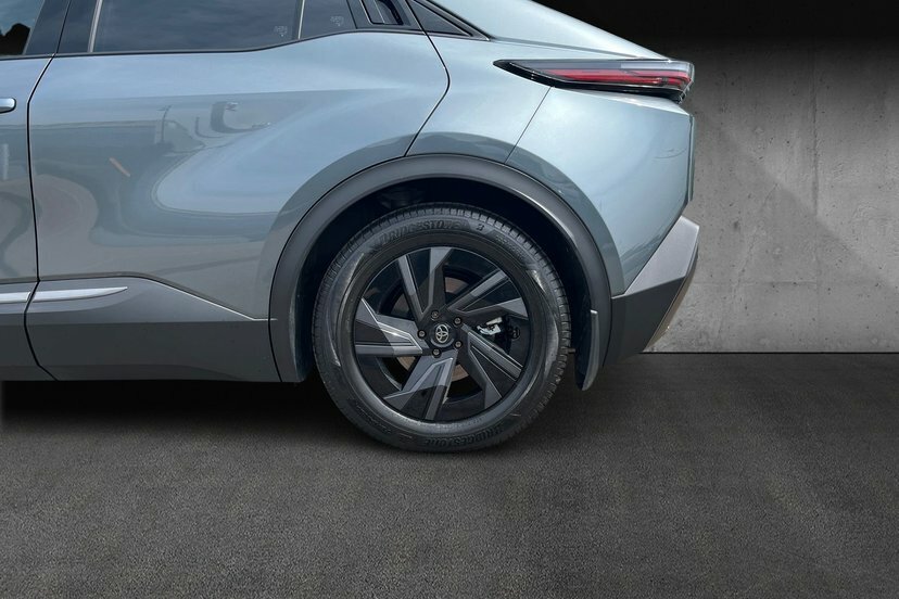 Toyota C-Hr 77Kwh Excel Suv 224 Ps DE26TRX Black #5