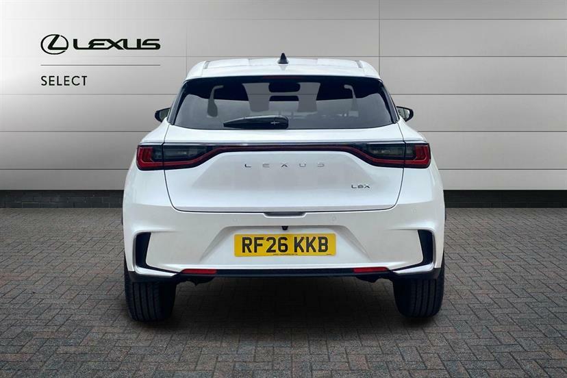 Lexus LBX 1.5 Premium E-cvt Black #9
