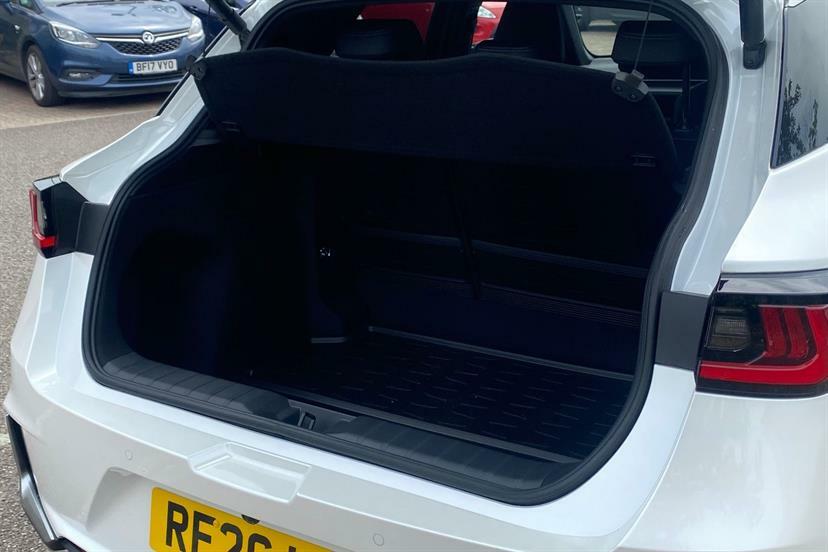 Lexus LBX 1.5 Premium E-cvt Black #14
