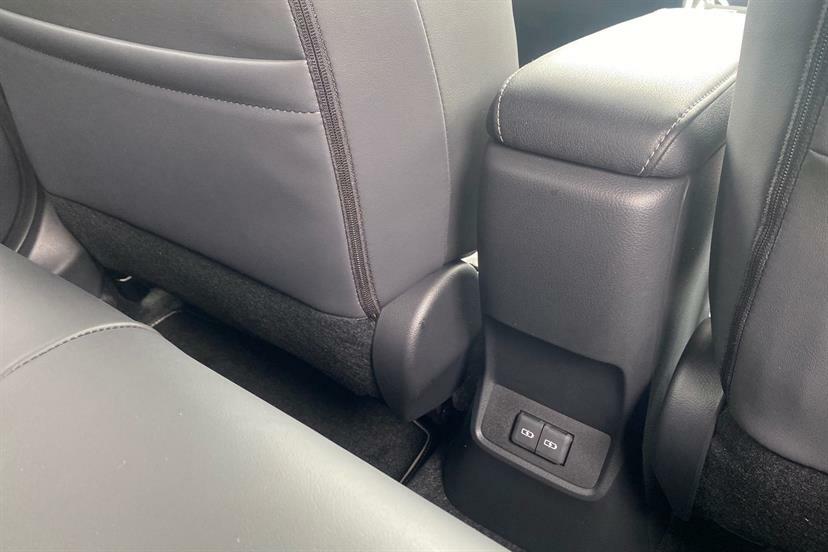 Lexus LBX 1.5 Premium E-cvt Black #18