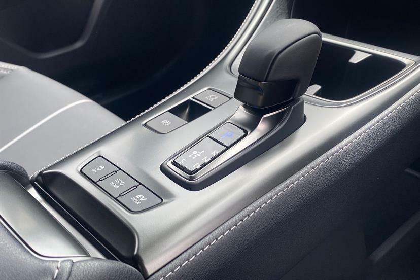 Lexus LBX 1.5 Premium E-cvt Black #21