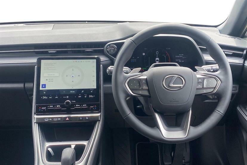 Lexus LBX 1.5 Premium E-cvt Black #11