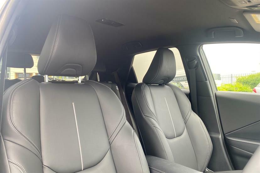 Lexus LBX 1.5 Premium E-cvt Black #13