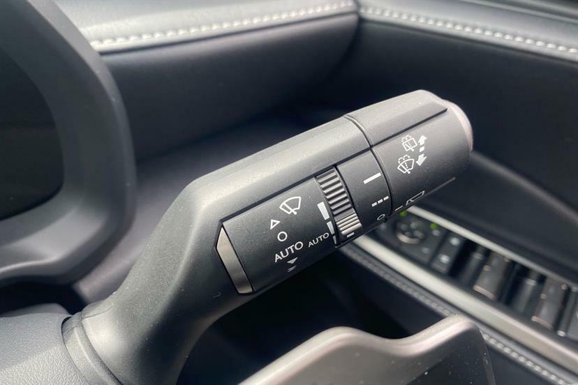 Lexus LBX 1.5 Premium E-cvt Black #25
