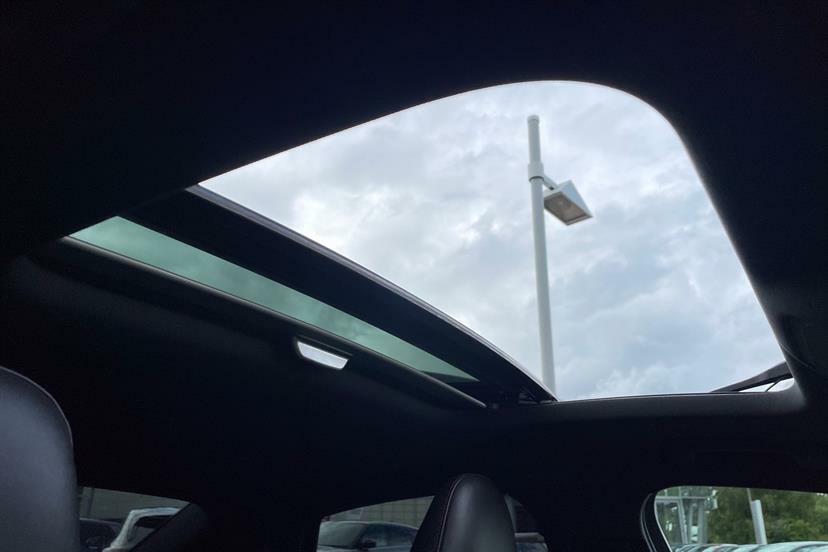Audi RS3 Hatchback 2.5 White #13
