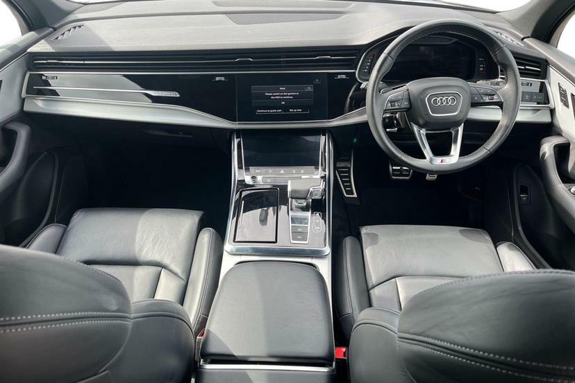 Audi Q7 S Line Black #8