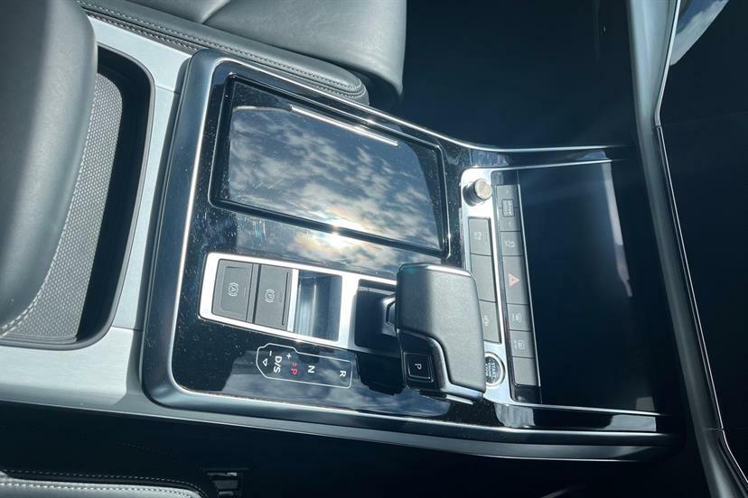 Audi Q7 S Line  #18