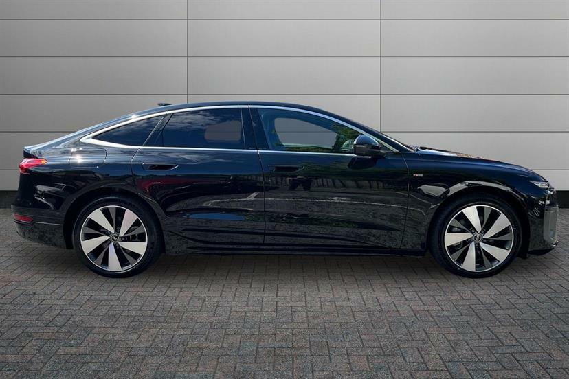 Audi A6 210Kw 83Kwh S Line Black #4