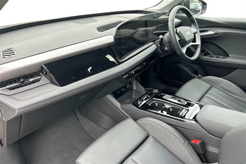 Audi Q6 E-Tron 225Kw Performance 100Kwh Sport Grey #2