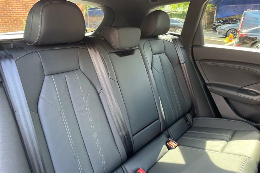 Audi Q6 E-Tron Edition 1 Blue #18