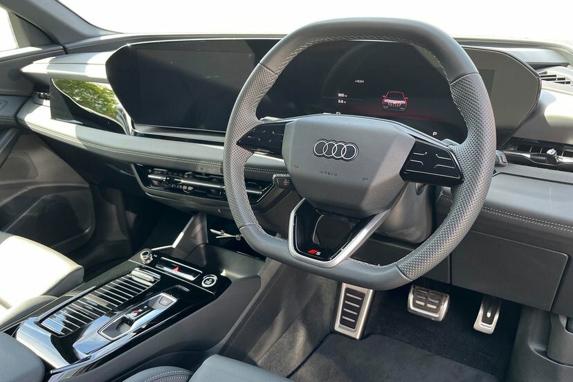 Audi Q6 E-Tron 100Kwh S Line Suv Quattro 388 P Black #6