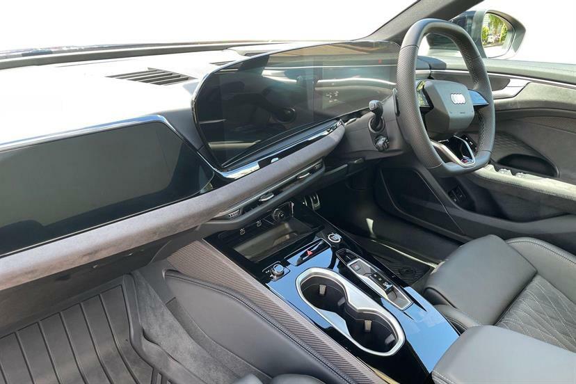 Audi A6 2.0 E-hybrid Quattro 299 Edition 1 S Tronic Blue #2