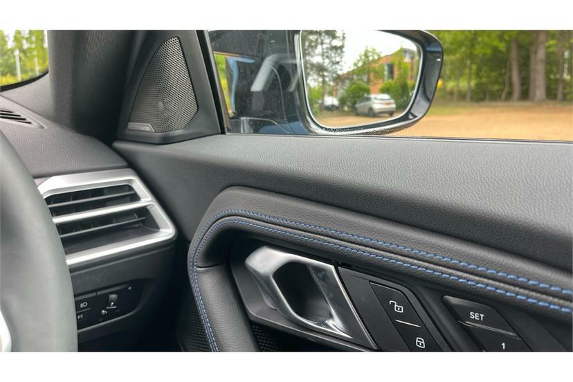BMW 2 Series 220 M Sport Step Black #20