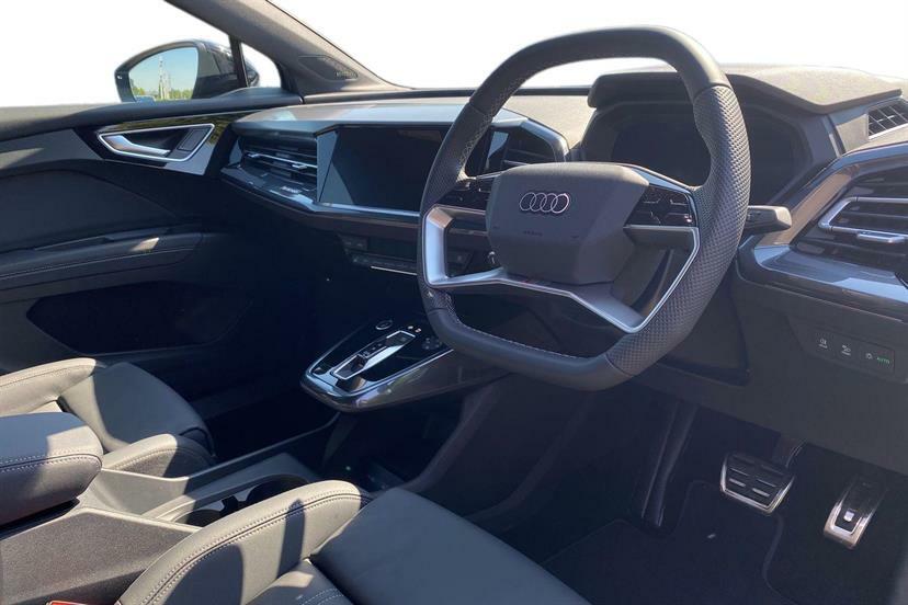 Audi Q4 E Tron 250Kw 55 Quattro 82Kwh Black Edition Grey #6