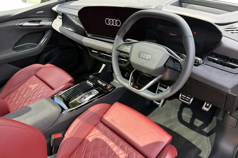 Audi SQ6 E-Tron 100Kwh S Edition 1 Suv Quattro Black #6