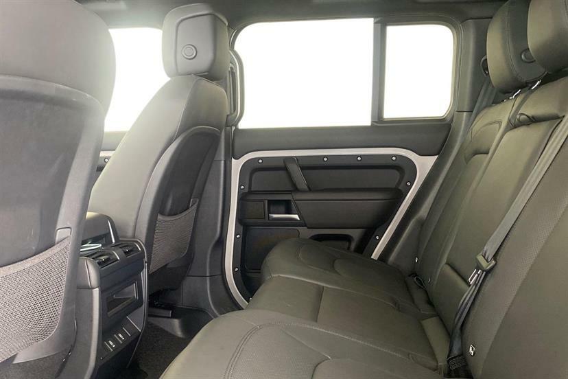 Land Rover Defender 110 3.0 D250 X-dynamic Hse 110 Grey #4