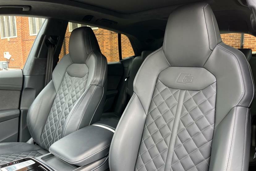 Audi Q8 Black Edition Blue #23