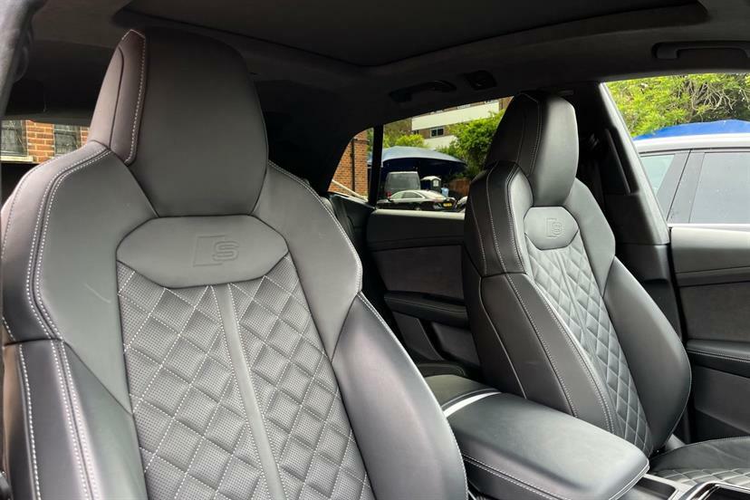 Audi Q8 Black Edition Blue #22