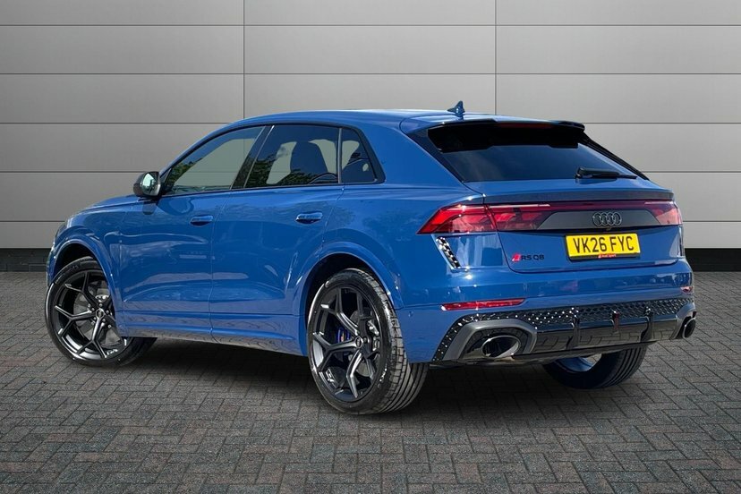 Audi RSQ8 4.0 Tfsi V8 Performance Carbon Black Suv Petro Blue #3