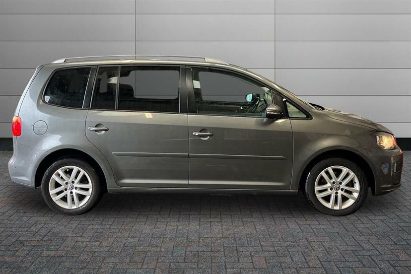 Volkswagen Touran 1.6 Tdi 105 Bluemotion Tech Se Dsg Grey #4