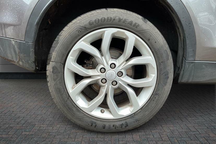 Land Rover Discovery Sport 2.0 Td4 180 Hse Grey #5