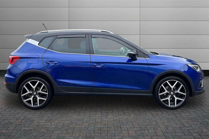 Seat Arona 1.0 Tsi 115 Fr Sport Dsg Blue #4