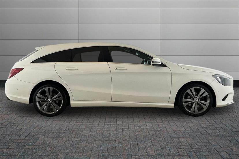 Mercedes-Benz CLA Class 200D Sport Tip White #4