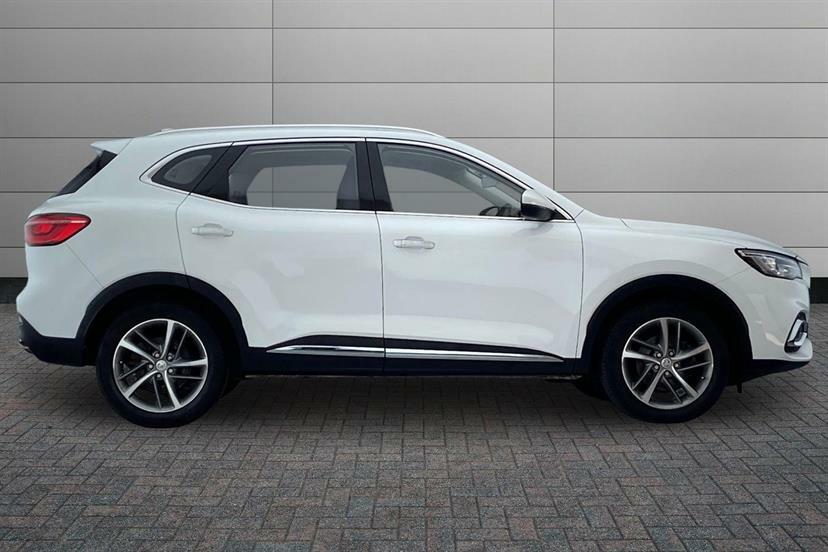 MG HS 1.5 T-gdi Exclusive White #3