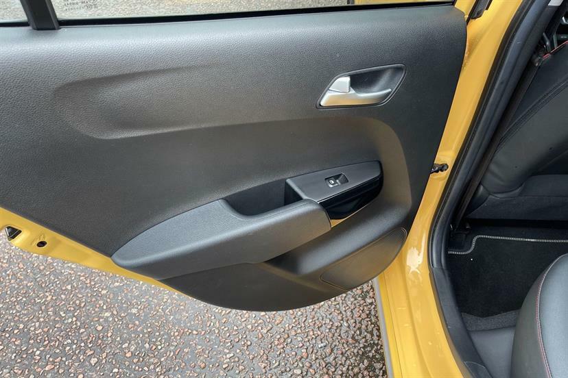 Kia Picanto 3 Nav, Yellow #34