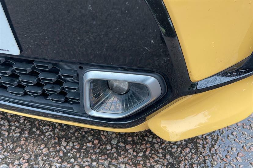 Kia Picanto 3 Nav, Yellow #24
